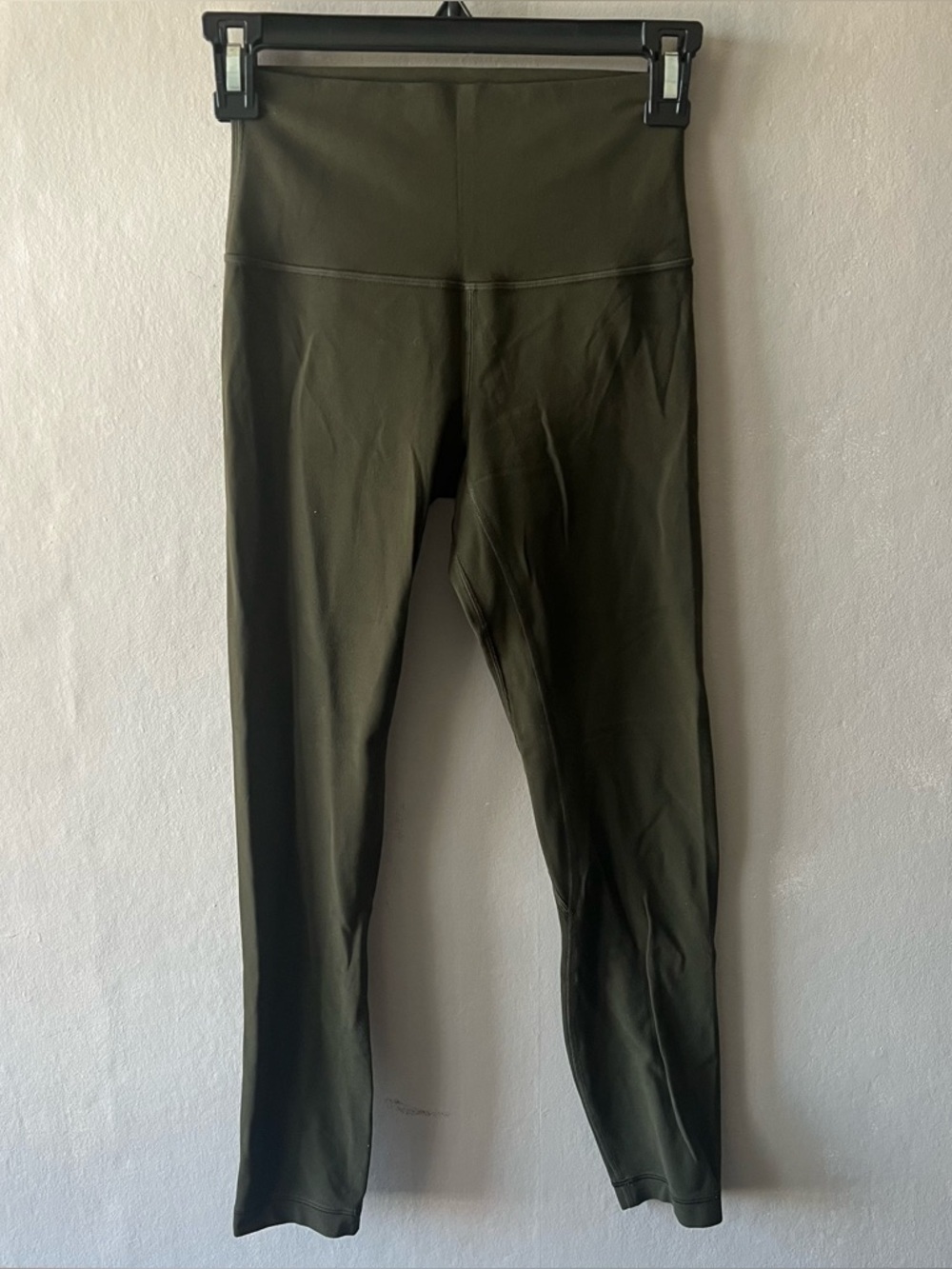 Lululemon Sage Green High Rise Align Leggins 25” Inseam Size 4